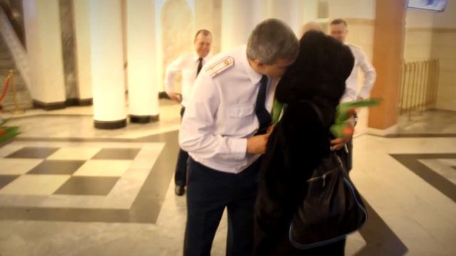 Поздравление с 8 марта смотреть онлайн