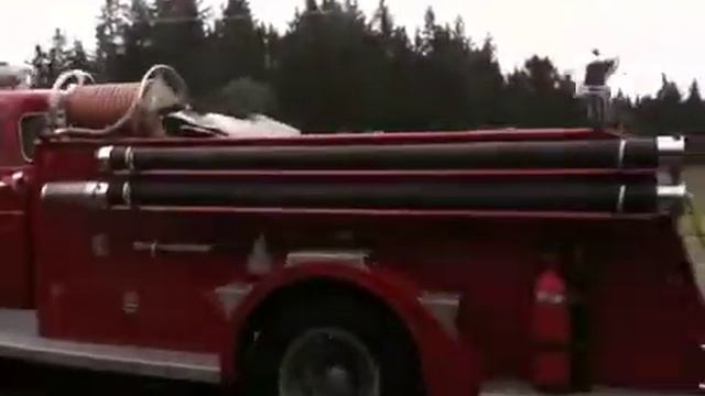 1959 Ford Fire Truck смотреть онлайн