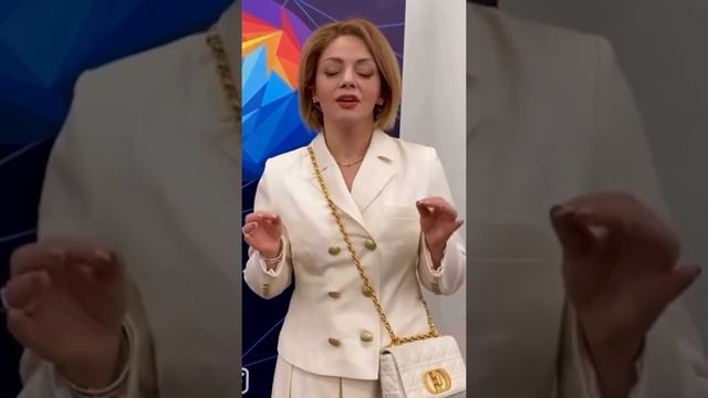 Токсичный коллектив. Способы выживания #Shorts смотреть онлайн