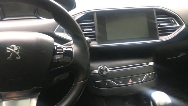 Вот где находится OBD/диагностический разъем в Peugeot 308 SW t9 Пежо 308 смотреть онлайн