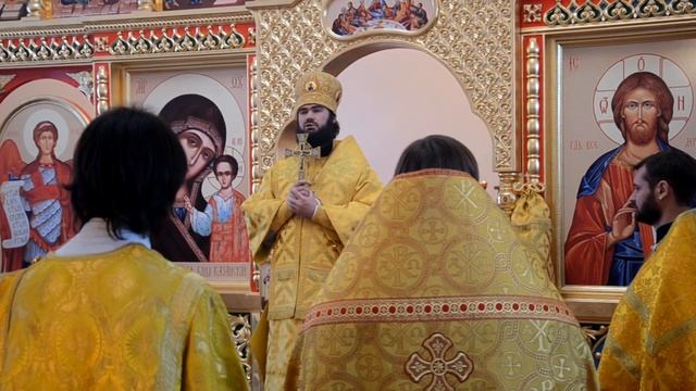 Освящение иконостаса в селе Крым-Сарай смотреть онлайн