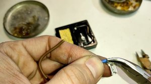 Как обжать и запаять клемммы двух видов без обжимки без кримпера  плоскогубцами своими руками DIY