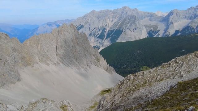 Miradas Viajeras: Volamos a Innsbruck, una cuidad que deslumbra en cualquier época del año смотреть онлайн