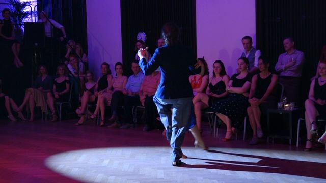 Tymoteusz Ley & Agnieszka Stach 1/4, "Bailemos" Jose Basso, Milonga Warszawska 27 III 2021 смотреть онлайн