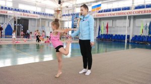 Урок №16 Равновесие в аттитюд в гимнастике или как добиться равновесия в художественной гимнастике