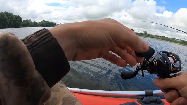 С Таким Окунем и Щука не нужна | Рыбалка с лодки на воблер смотреть онлайн