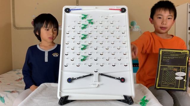 Best STEM Toys for Kids 2020 (Turing Tumble Unboxing, Demo, and Review) KIDS ON LOCKDOWN! смотреть онлайн