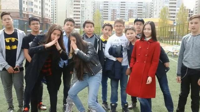 Слайдшоу Поздравление на 18 лет дочери смотреть онлайн