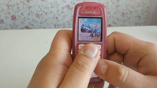 Nokia 3100. Не дорогой, молодёжный телефон 2003 года. смотреть онлайн