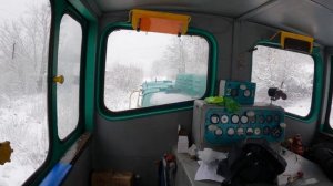 Из кабины машиниста тепловоза ТУ4-3003 следующего резервом. Апшеронская УЖД