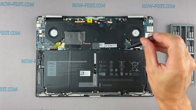 Dell XPS 13 7390 Battery Replacement смотреть онлайн