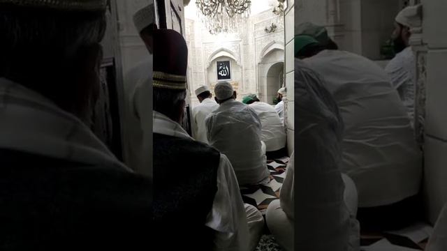 Ghira tha jab sara hindustan kufr-o-zalalat me, Mashal ban gaya jazba Mujaddid Alfesani ka смотреть онлайн