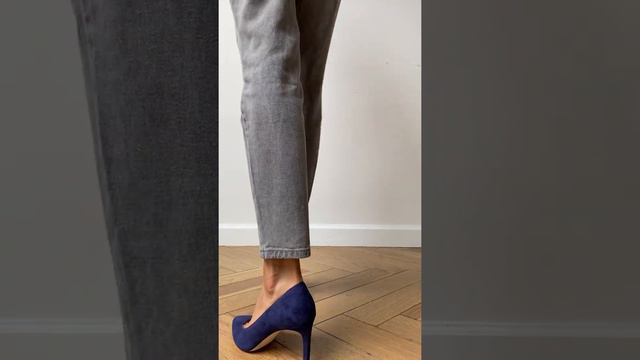 ADORA BLUE смотреть онлайн