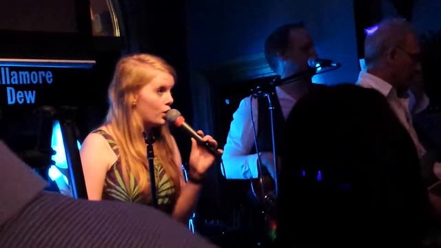 Souled Out feat. Linnea Lindgren på Paddys смотреть онлайн