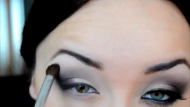 ЯРКИЙ ШОКОЛАДНЫЙ МАКИЯЖ ГЛАЗ / INTENSE CHOCOLATE EYE MAKE-UP смотреть онлайн