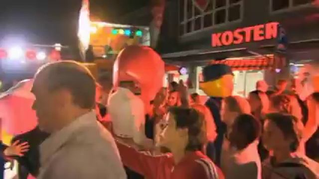 Middernachtopening start C1000 groovy gogos.wmv смотреть онлайн