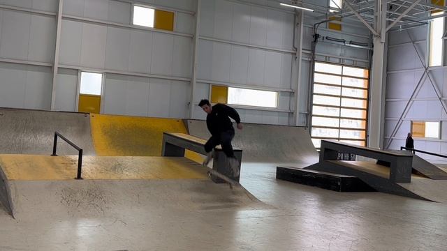 Взял Стафф за копейки, наклепали трюков целое ведро, plan b, sour смотреть онлайн