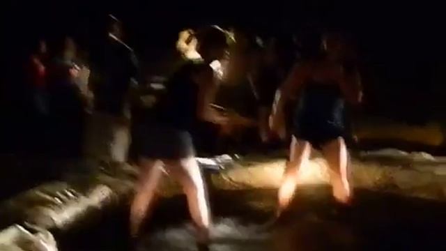 Hawkins Bar Mud Wrestling смотреть онлайн