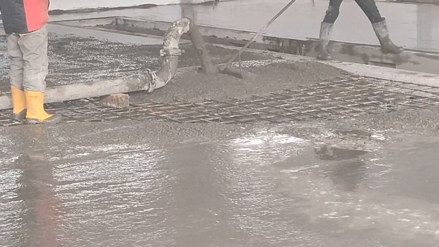 Специальный бетон под топпинговый промышленный пол! Поставка под бетононасос. Город Пермь.