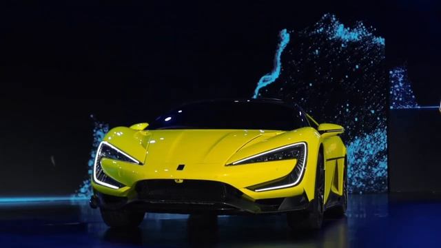 BYD Yangwang U9 Supercar | Can Drive On Three Wheels & Bounce Around смотреть онлайн