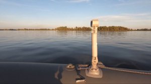 Как установить электромотор MotorGuide на лодке ПВХ, РИБ. Нюансы по длине ноги. Аккумулятор и опора