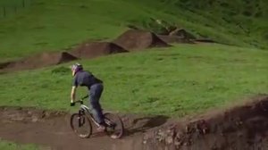 Наглядное отличие велосипедов для эндуро от даунхилла!