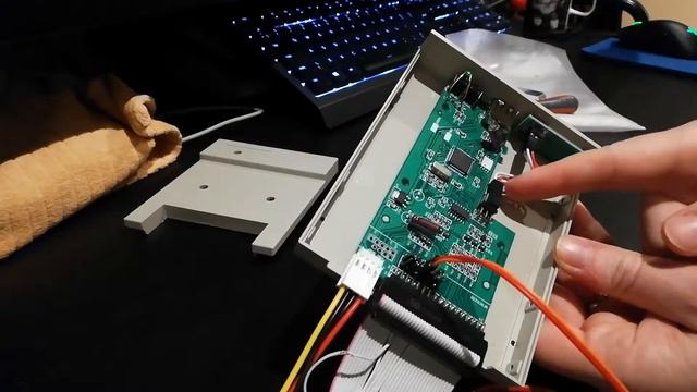 12 - Gotek Sound Upgrade and Einstein Floppy cable configuration смотреть онлайн
