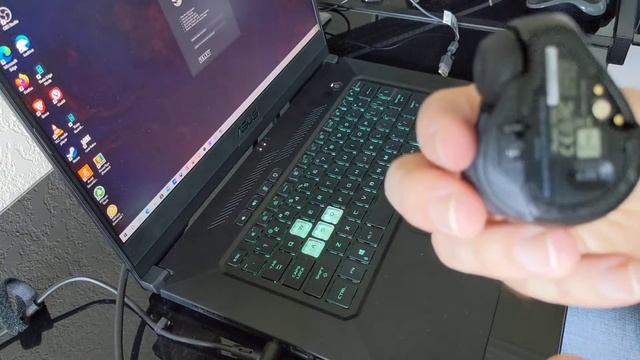 Swift Point GT Ergonomic Mouse Unboxing