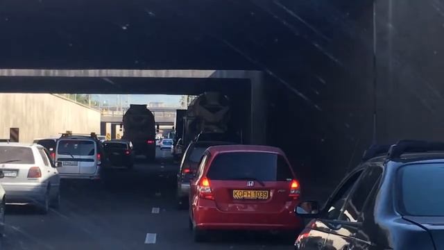 Пробка на Саина. Две бетономешалки смотреть онлайн