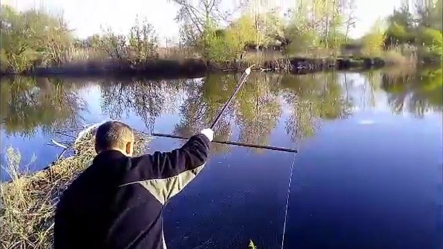 Ловля рыбы на экраны. Готовим на мангале шашлык. смотреть онлайн