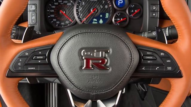 2018 Nissan GT-R - RearView Monitor смотреть онлайн