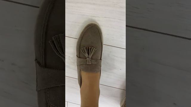 Туфли женские замшевые коричневого цвета на низком ходу 5240-3 смотреть онлайн