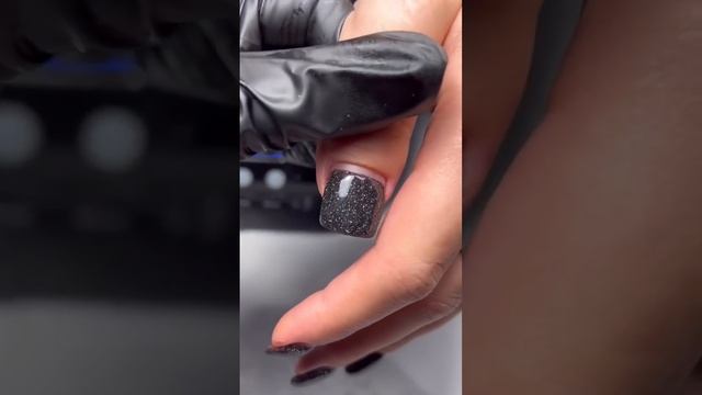 Широкий большой палец как у Меган Фокс #маникюр #ногти #маникюрмосква #маникюрногти #ногтевойсервис смотреть онлайн