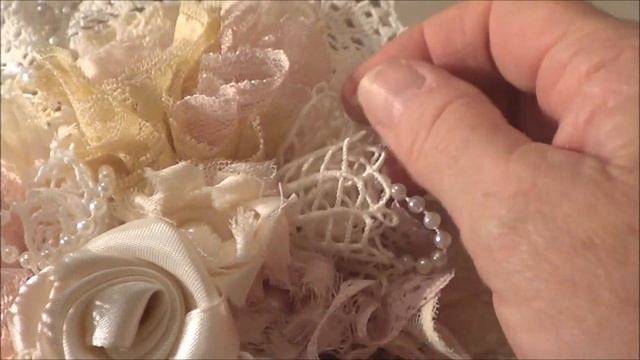 Shabby Chic Bridal Bouquet and Accessories смотреть онлайн