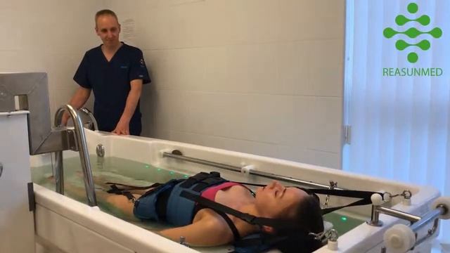 Подводное вытяжение позвоночника смотреть онлайн