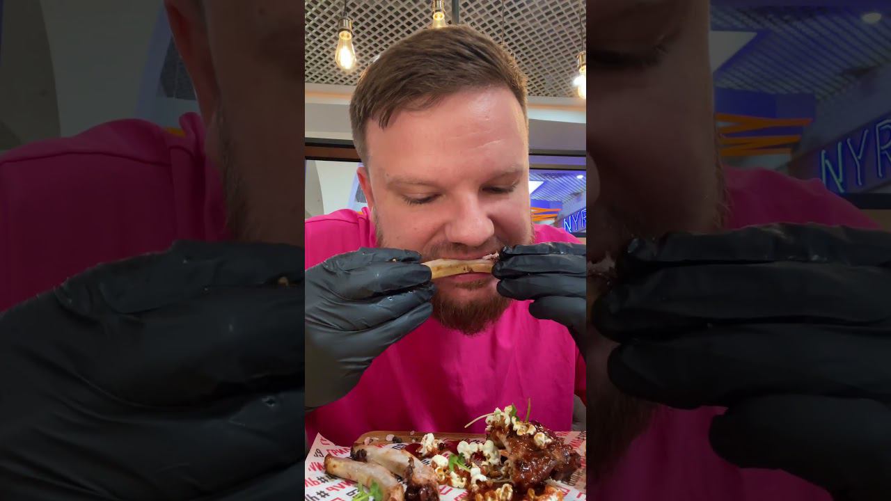 Очень вкусные бургеры. Гриль 409, на фуд-корте в ТРЦ Меганом.