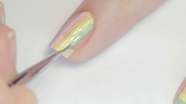 Pastel Rainbow Nail Art Design смотреть онлайн