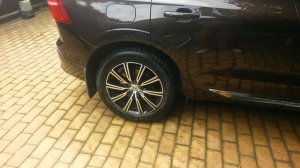 Пенный очиститель 3ton для двигателя и колёс хорошо отмывает грязь