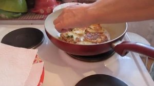 ХЛЕБ С ЯЙЦОМ ЖАРЕНЫЙ ХЛЕБ С ЯЙЦОМ НА СКОВОРОДЕ