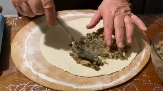 Лепёшки (Далнаш) с Требухой| Очень вкусные лепёшки и| домашний кекс к чаю смотреть онлайн