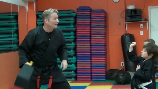 Enzo & Wilf's first lesson смотреть онлайн