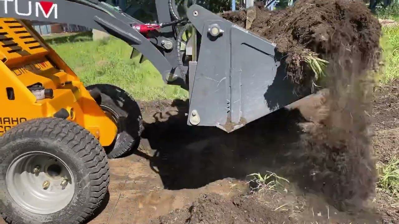 Срезание грунта. DIKTUM G700 и ковш 4в1 смотреть онлайн