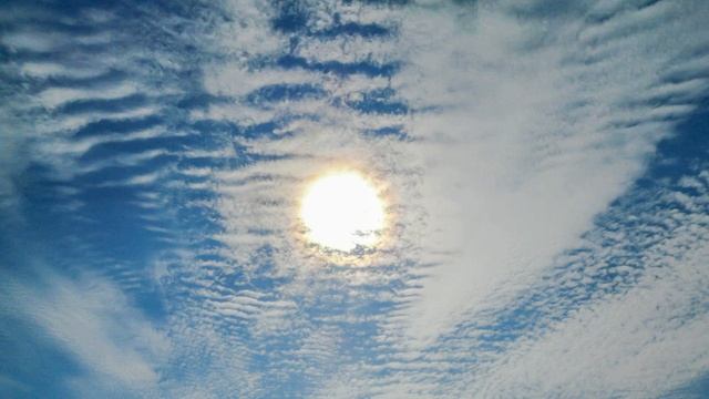 У БОГА РАДОСТИ ПОЛНО смотреть онлайн