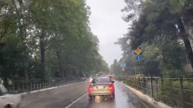 4 июля 2021 г. Вчерашний дождик!🌴ЛАЗАРЕВСКОЕ СЕГОДНЯ🌴СОЧИ. смотреть онлайн