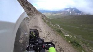 Полное сравнение мотогарнитур Sena 5S и Cardo Spirit