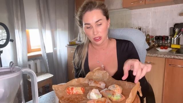 Гулял пока была в командировке/пи…да сковородке/мукбанг/роллы смотреть онлайн