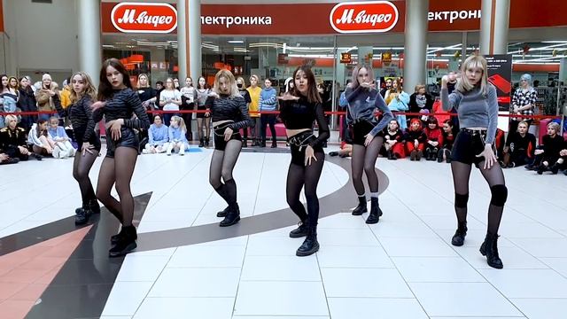 [K-POP IN PUBLIC CHALLENGE] EVERGLOW (에버글로우) - DUN DUN Dance Cover by LUMINANCE смотреть онлайн