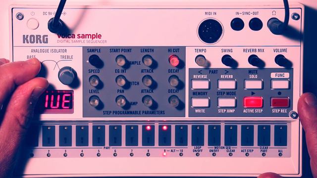 8 Volca Sample - making a song from scratch - performance смотреть онлайн