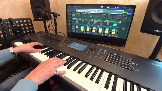 Choir + Strings + Cathedral Organ | Performance Yamaha Montage 8 Sound Demo 2019 смотреть онлайн