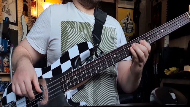 Deep Purple Highway Star Bass Cover Fender P Bass смотреть онлайн